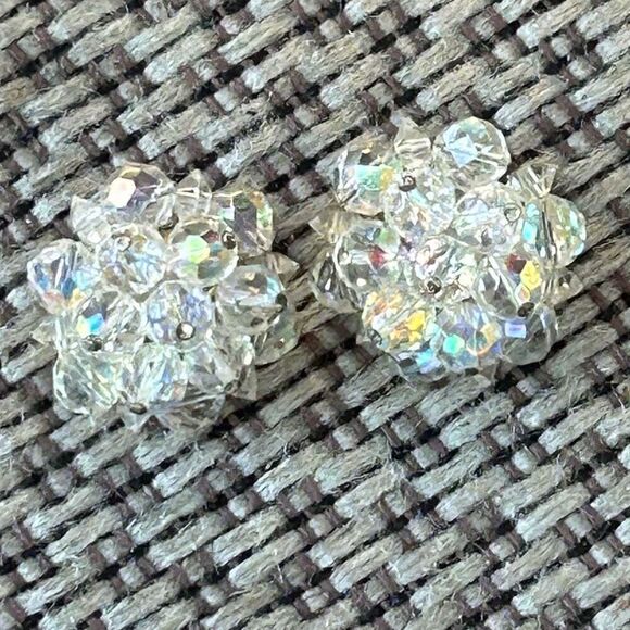Vintage AB Rhinestones Clip-On Earrings Clear Aurora Borealis Silver-tone Round - Picture 5 of 8